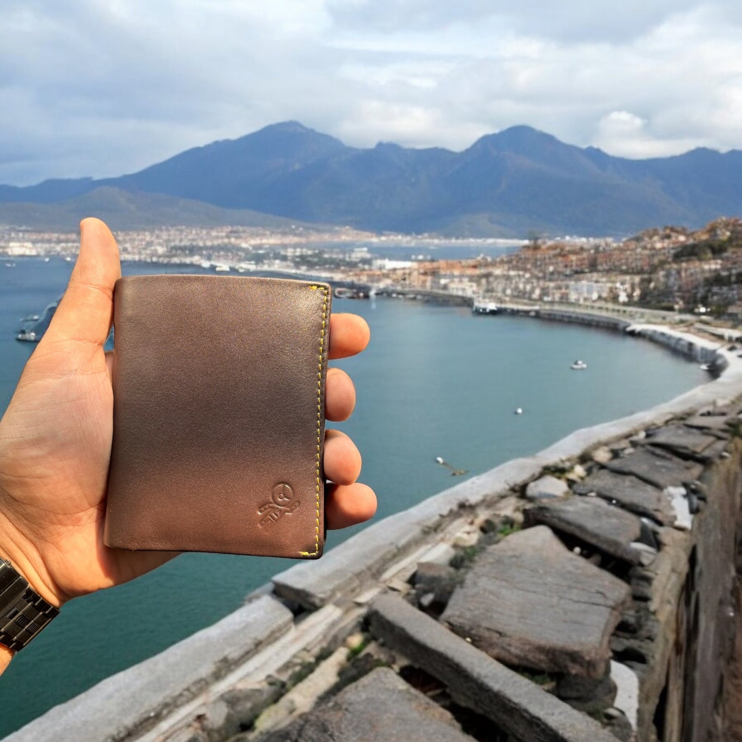 Premium Slim Bifold